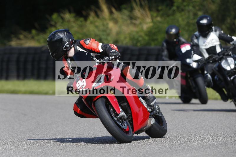 Archiv-2025/26 11.06.2025 Peter Studer have fun ADR/Gruppe blau/99